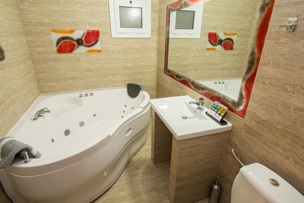 Hotel Alexandros Doxato Ngoại thất bức ảnh
